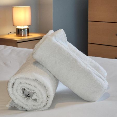 City Views Apartment Belfast Bagian luar foto