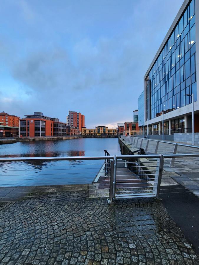 City Views Apartment Belfast Bagian luar foto