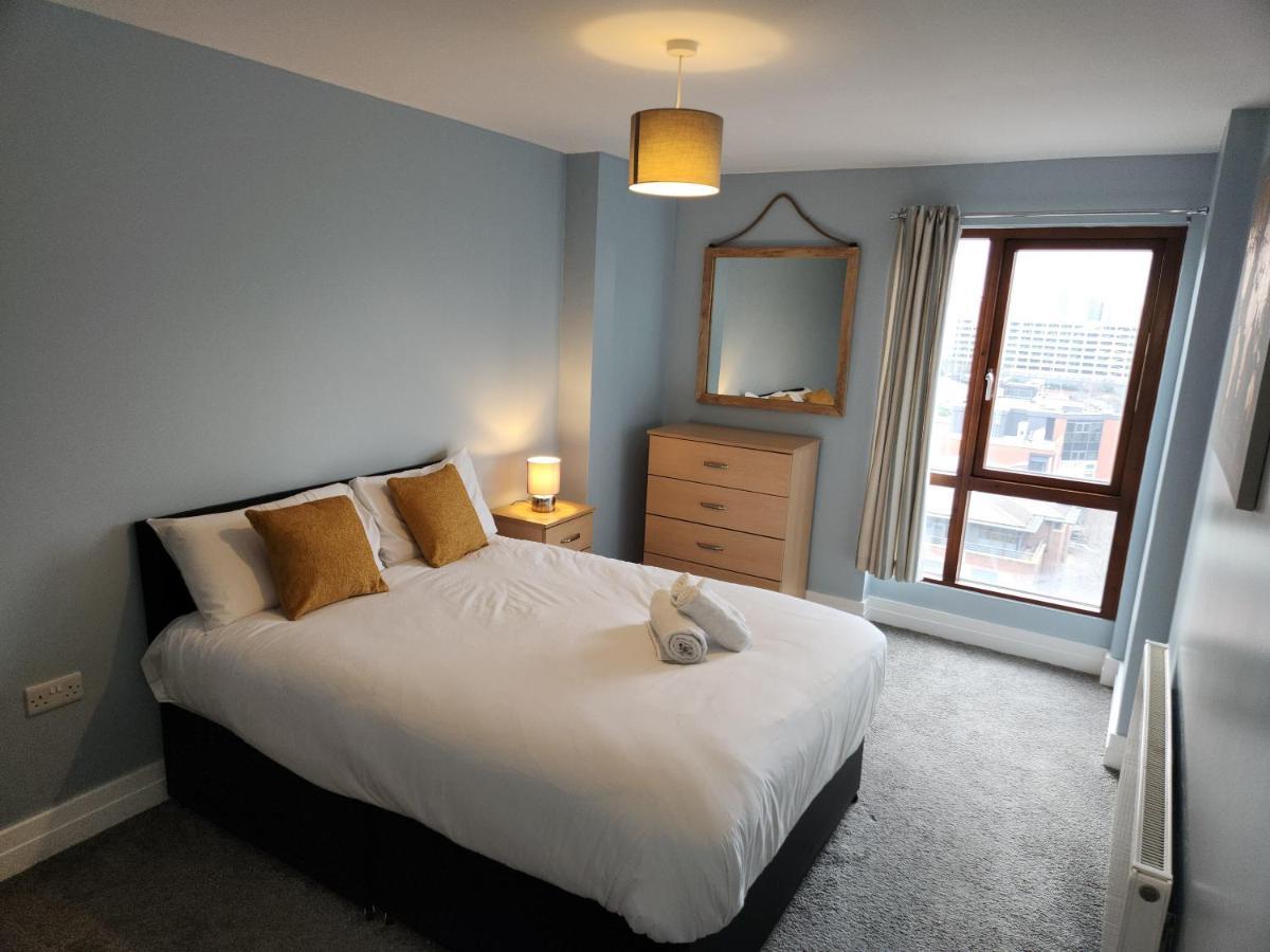 City Views Apartment Belfast Bagian luar foto