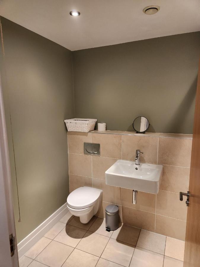 City Views Apartment Belfast Bagian luar foto